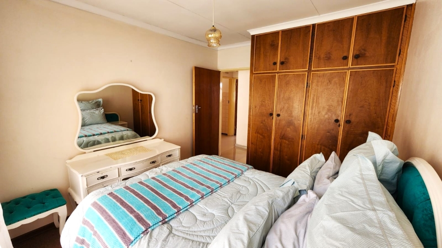 2 Bedroom Property for Sale in Heuwelsig Free State